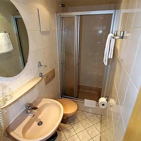 Schoch Kg Hotel 2*
