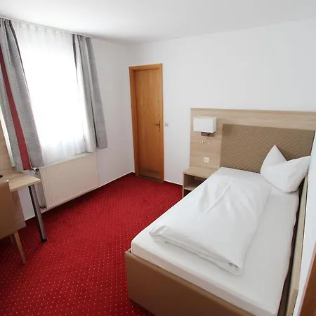 Schoch Kg 2* Trossingen